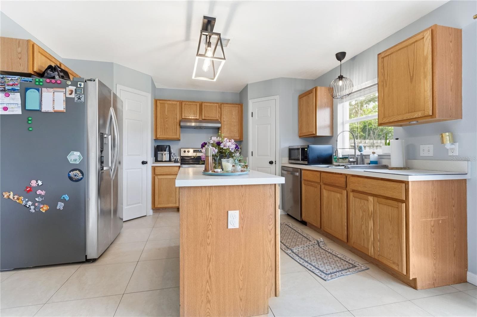 Single Family Residence at 10304 RIVER BREAM DR, RIVERVIEW, photo 9 of 45