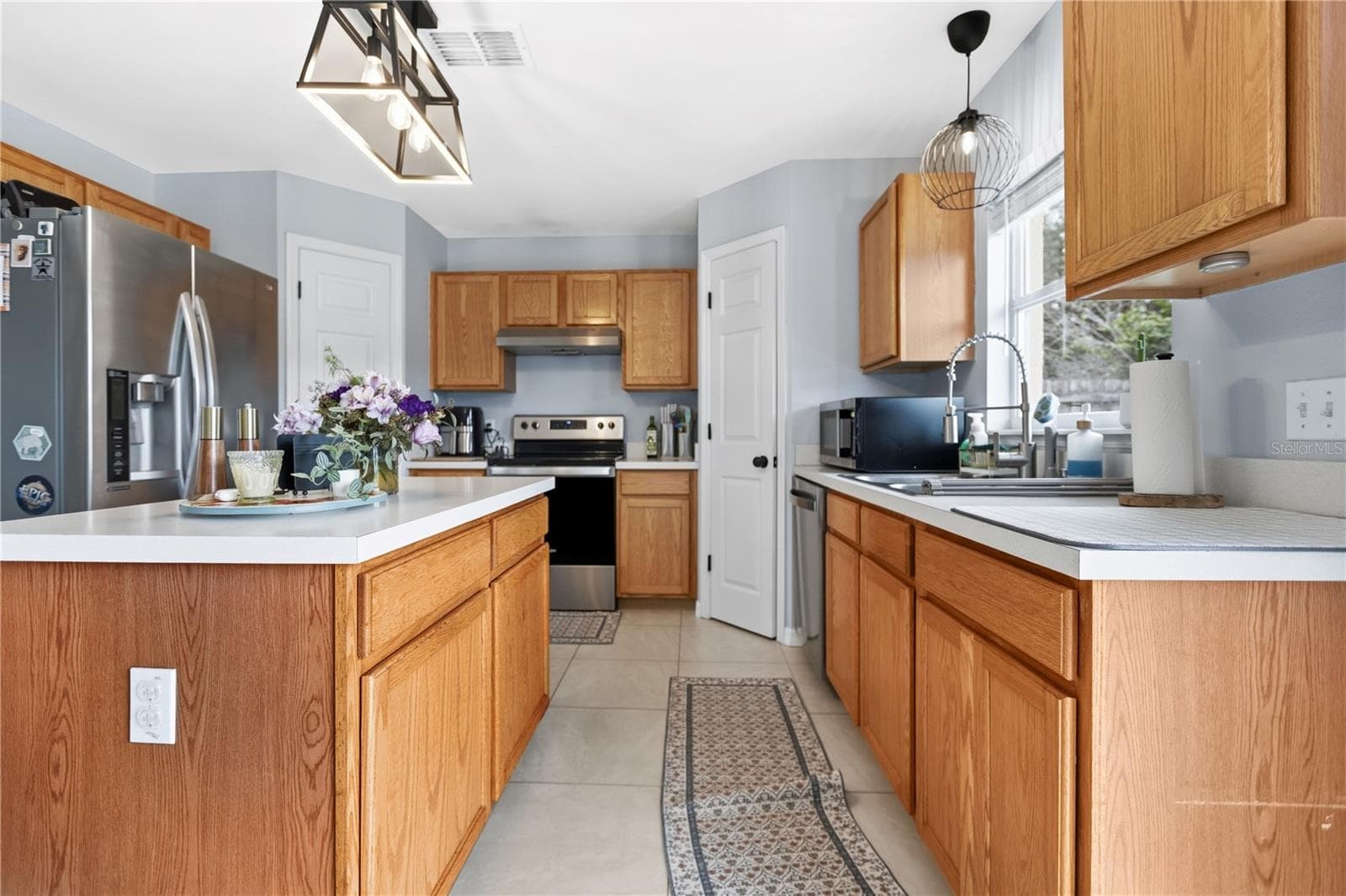 Single Family Residence at 10304 RIVER BREAM DR, RIVERVIEW, photo 10 of 45