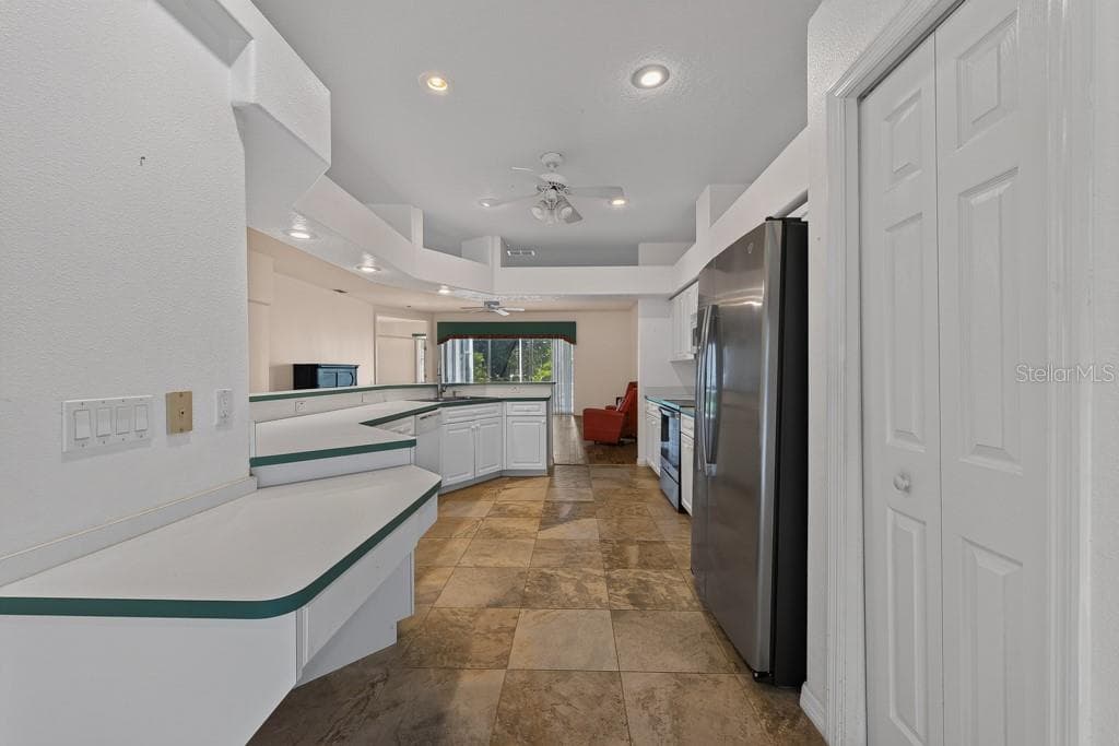 Single Family Residence at 4355 BURNBERRY GLEN CT, SPRING HILL, photo 5 of 50