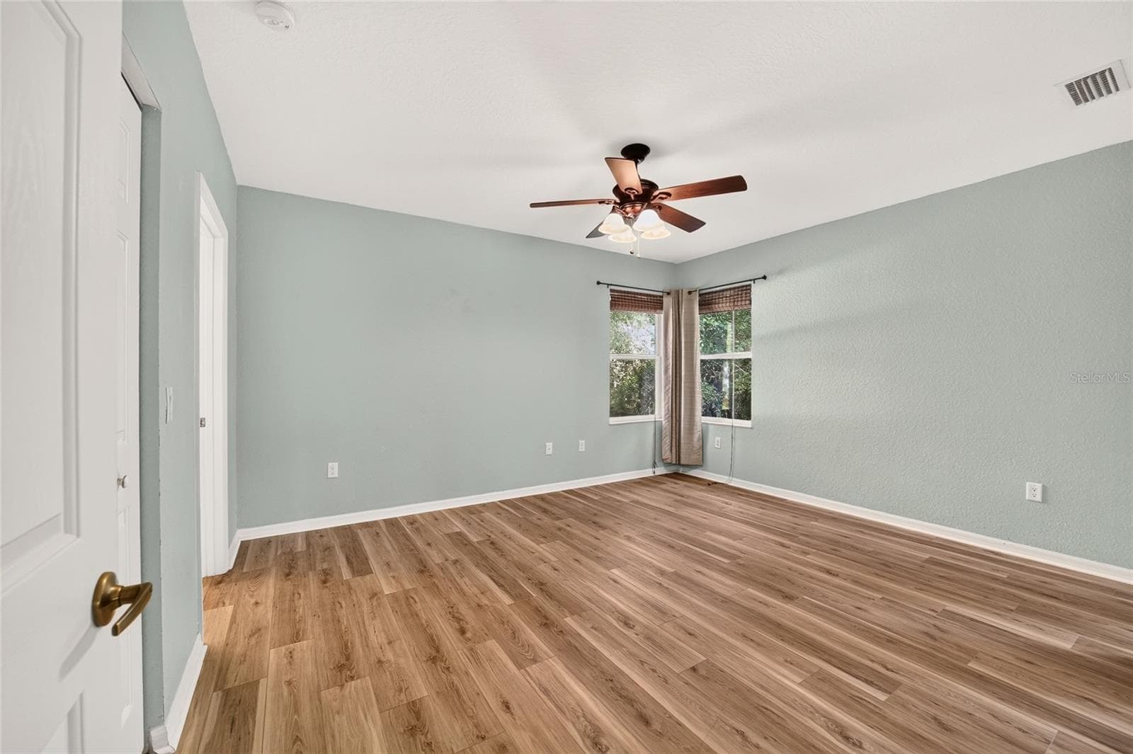 Primary bedroom - 19369 SW 100TH LOOP, DUNNELLON