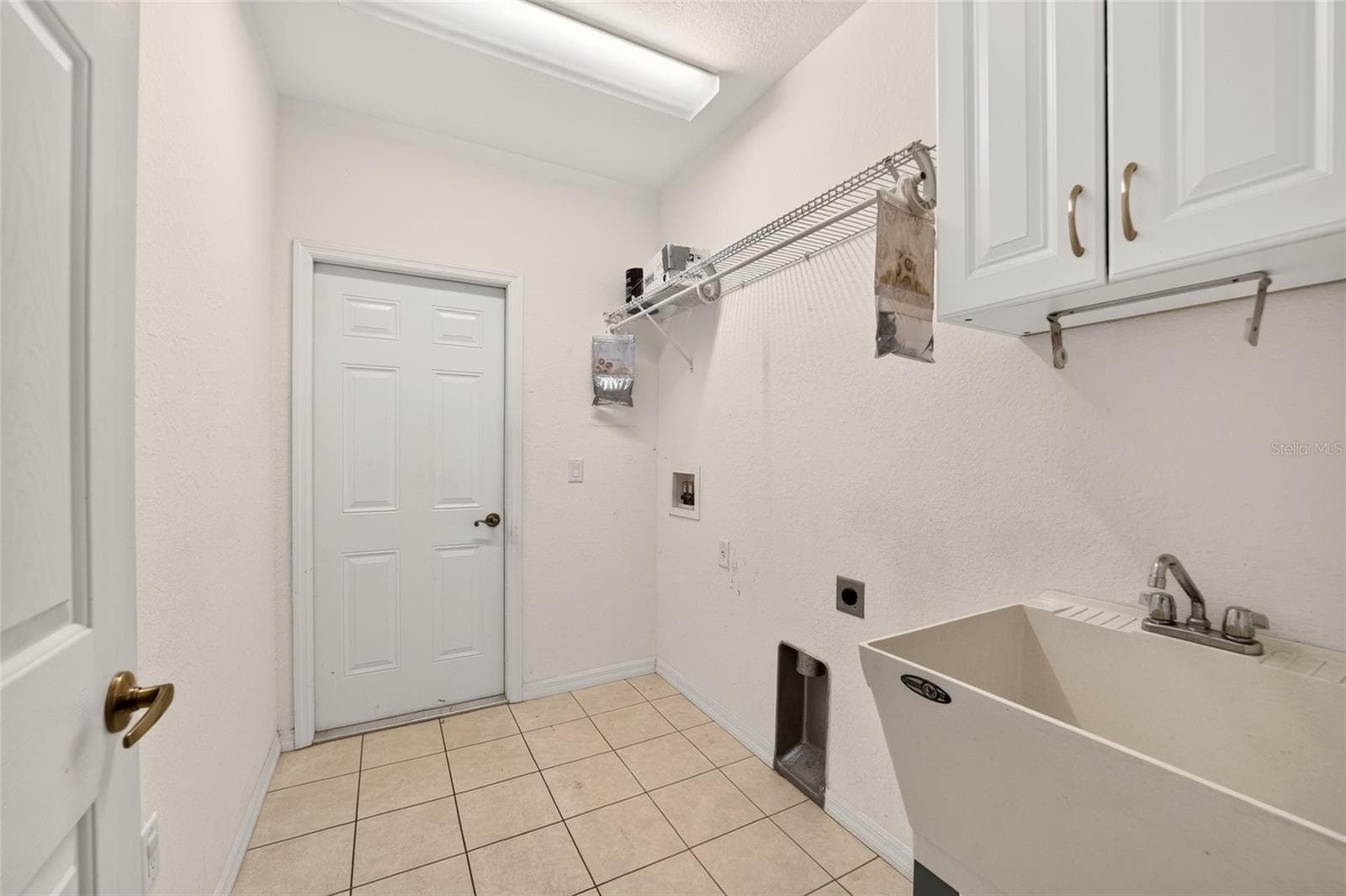 Laundry room - 19369 SW 100TH LOOP, DUNNELLON