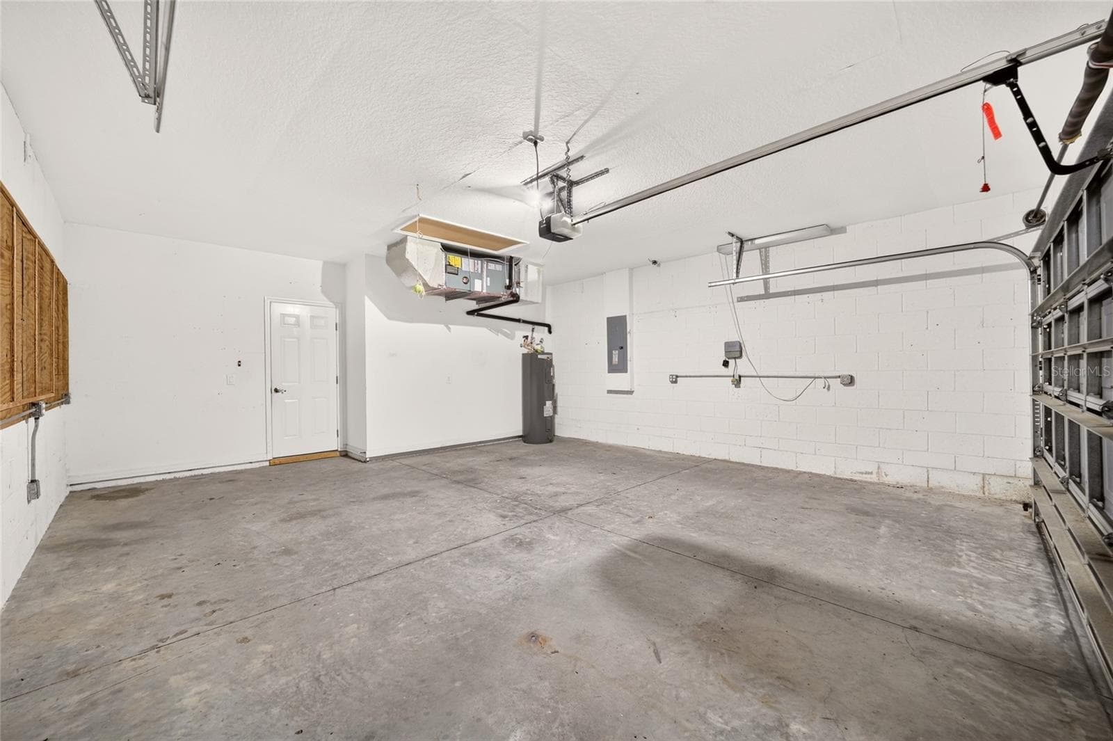 2 car Garage - 19369 SW 100TH LOOP, DUNNELLON