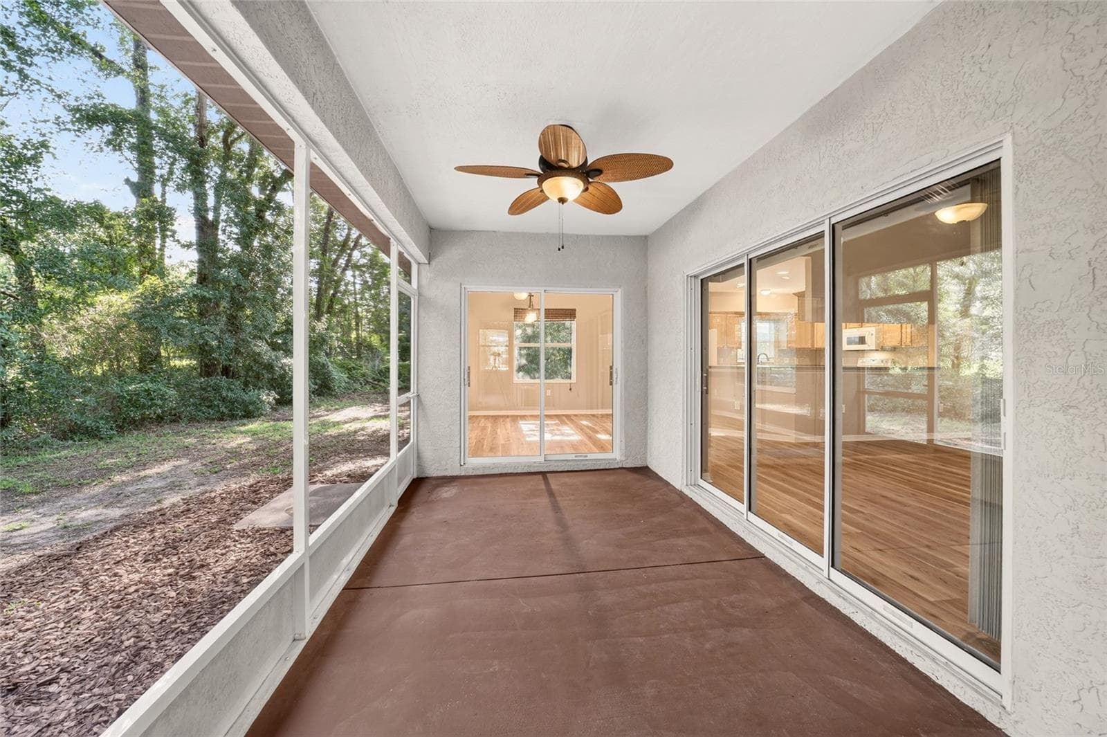 Rear porch - 19369 SW 100TH LOOP, DUNNELLON