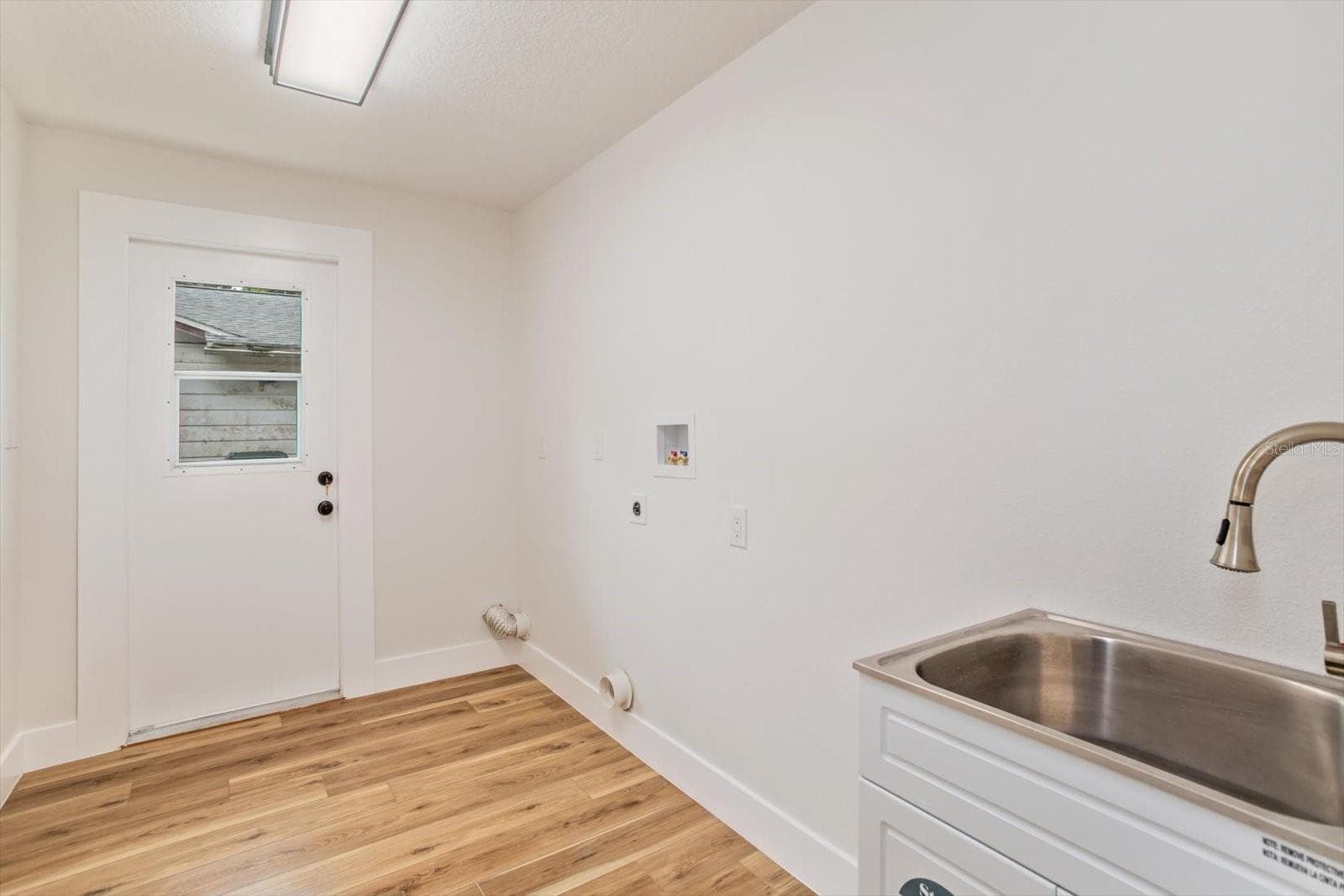 Large Laundry room - 958 ORANGE AVE, OVIEDO