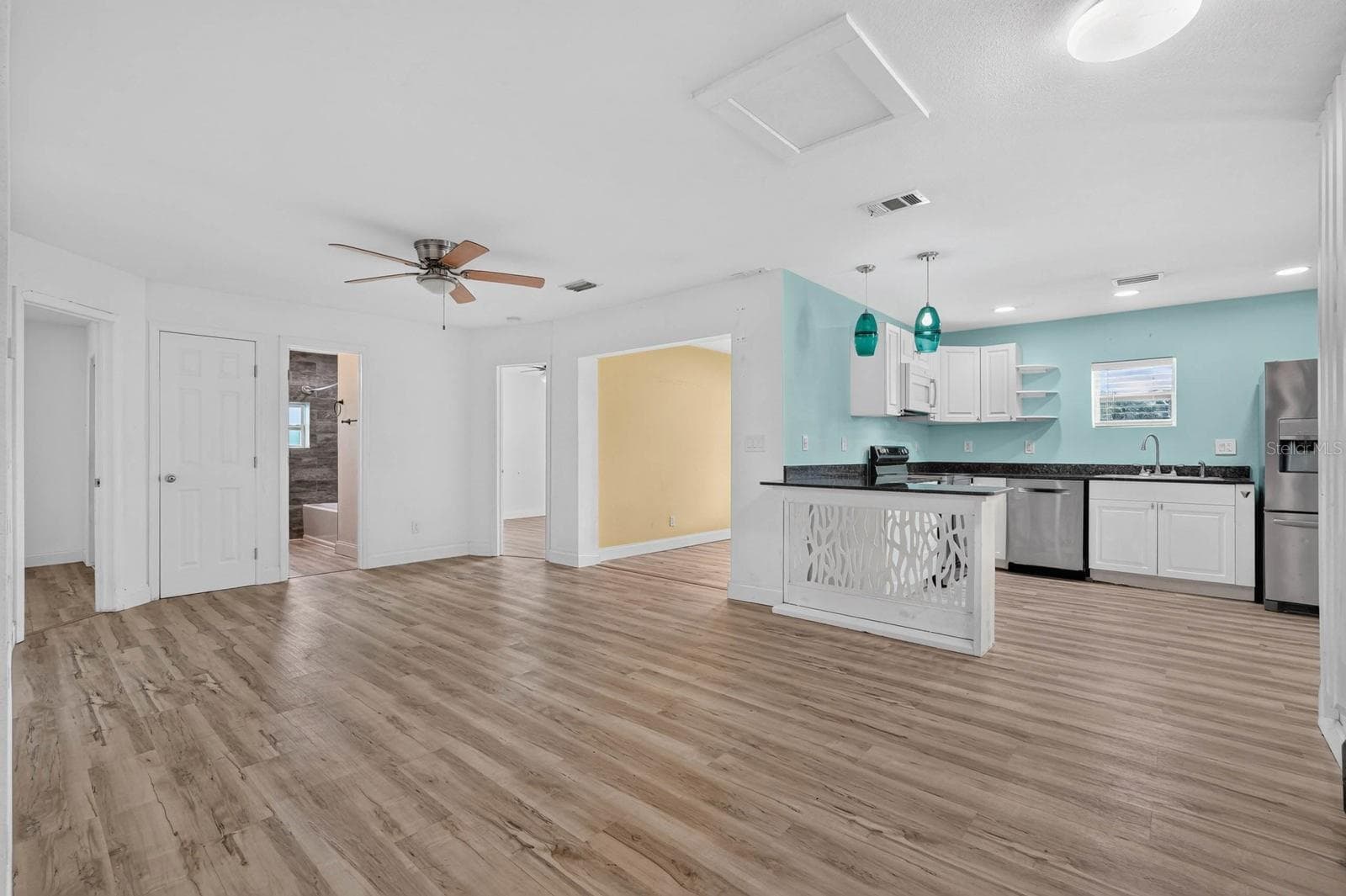 Single Family Residence at 2005 SCHULTE AVE, DAYTONA BEACH, photo 9 of 61