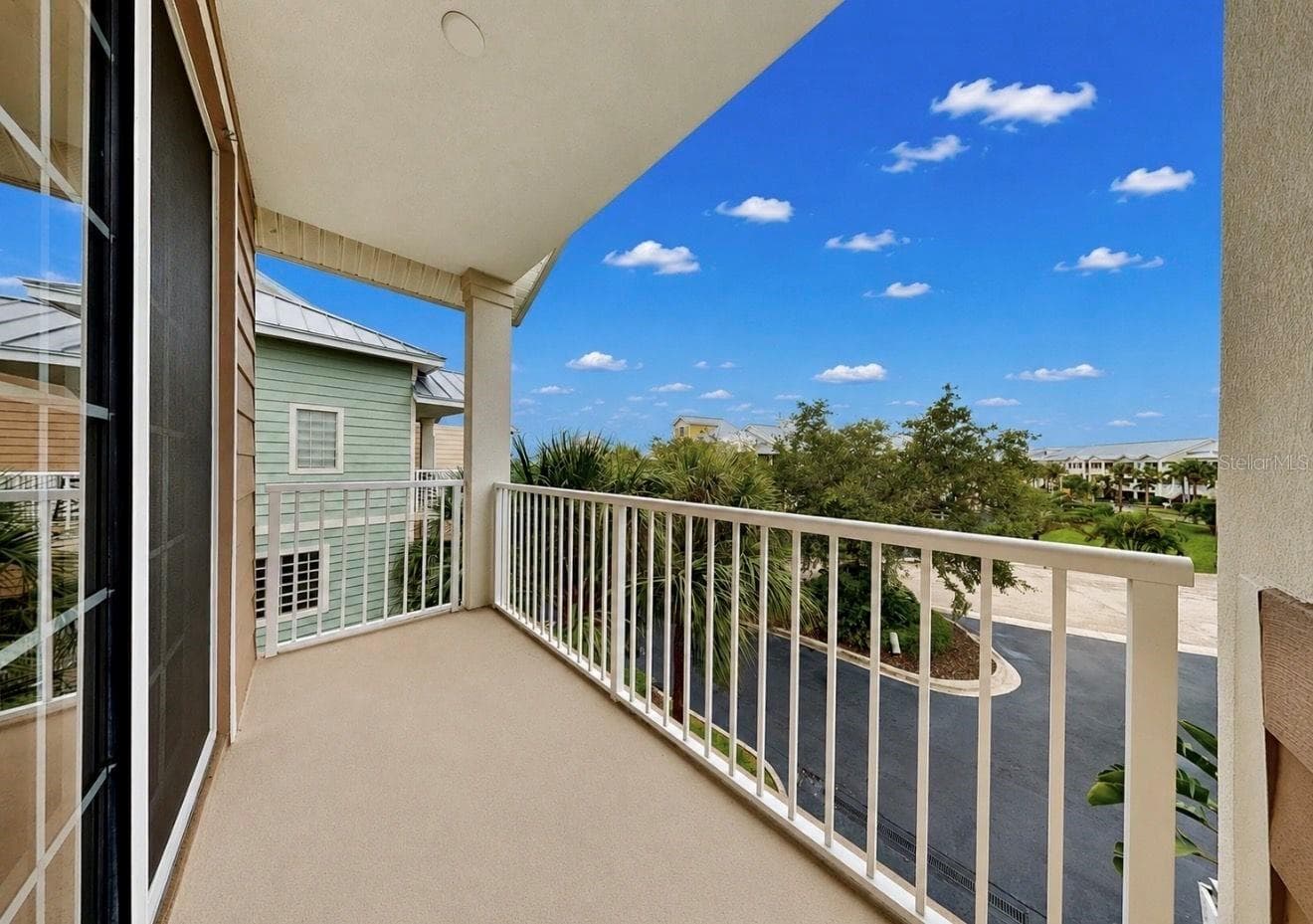 Townhouse at 3228 MANGROVE POINT DR, RUSKIN, photo 7 of 34
