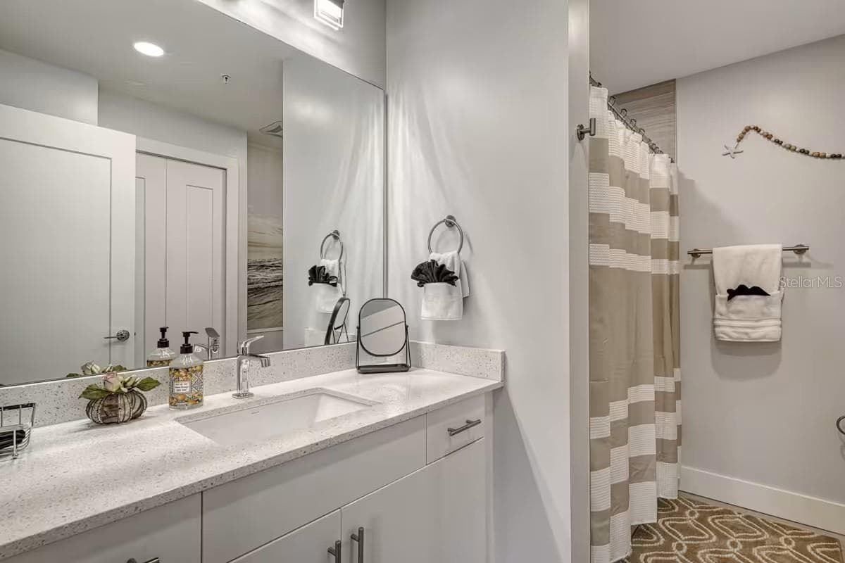 Condominium at 1709 N TAMIAMI TRL #220, SARASOTA, photo 8 of 16