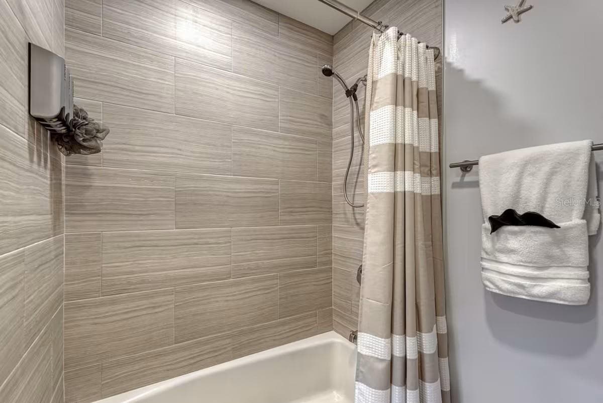 Condominium at 1709 N TAMIAMI TRL #220, SARASOTA, photo 9 of 16