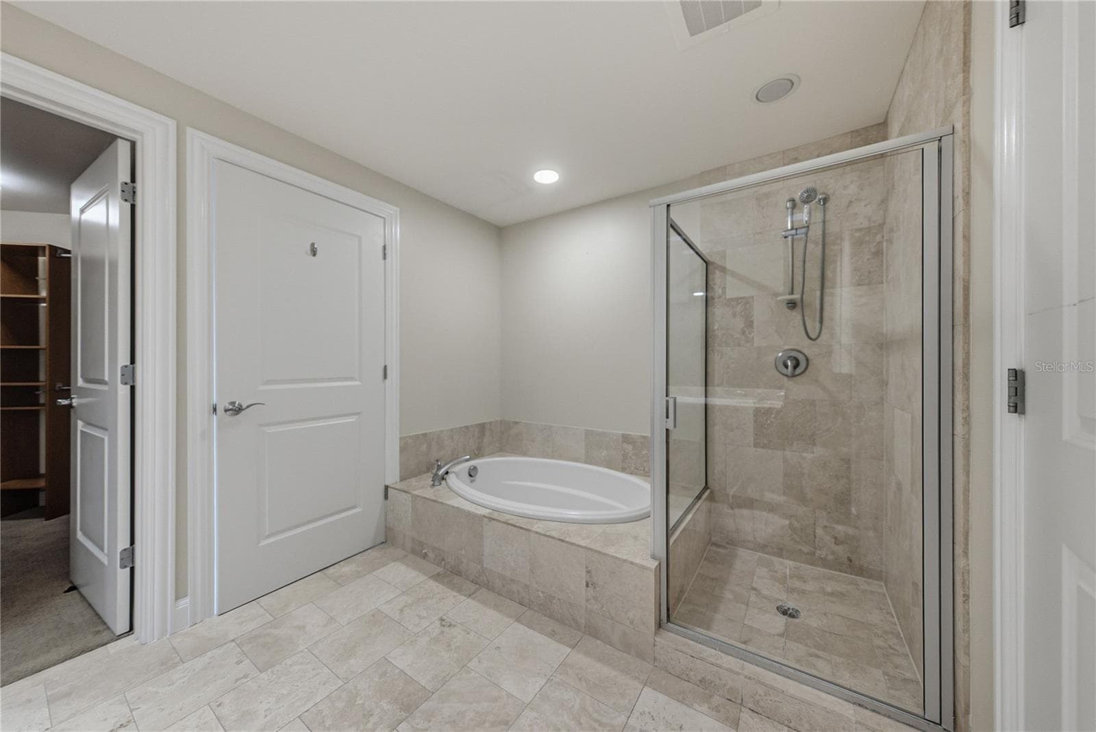 Condominium at 450 KNIGHTS RUN AVE #1103, TAMPA, photo 40 of 97