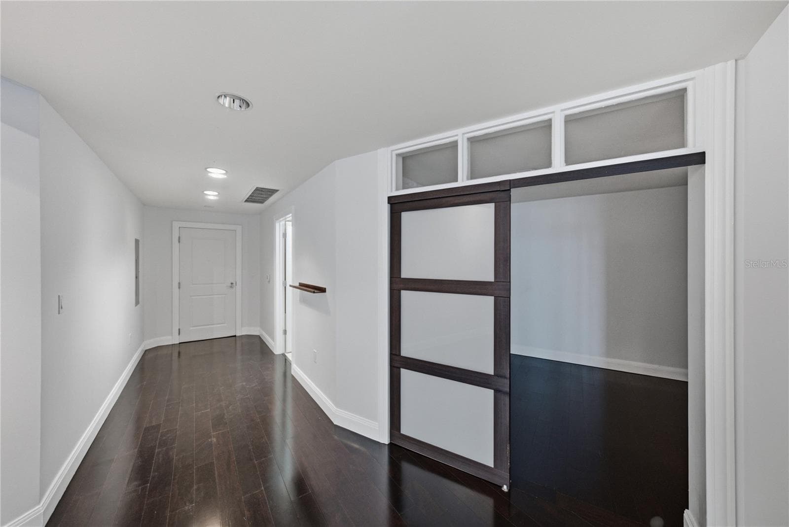 Condominium at 450 KNIGHTS RUN AVE #1103, TAMPA, photo 46 of 97