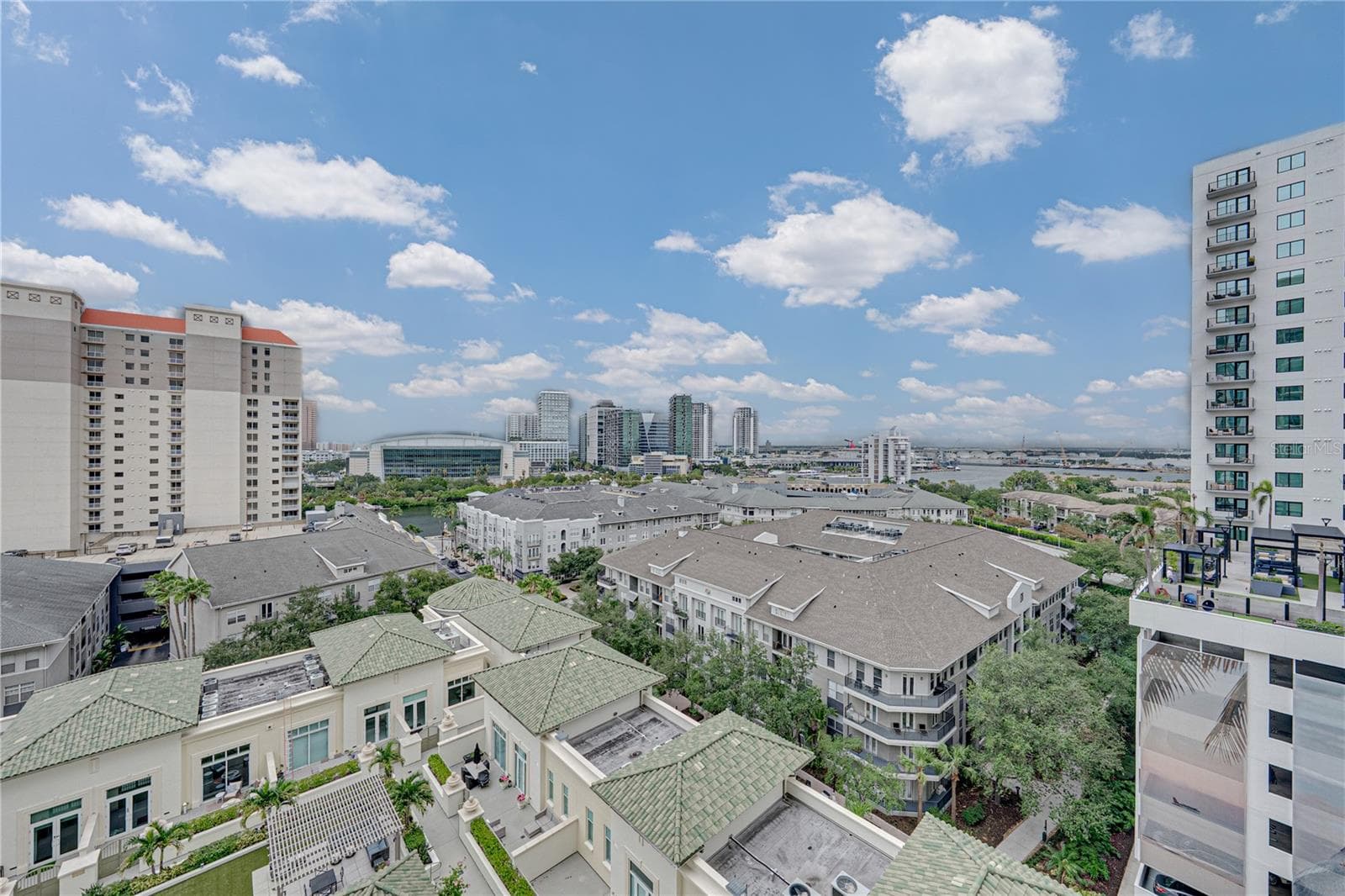 Condominium at 450 KNIGHTS RUN AVE #1103, TAMPA, photo 62 of 97