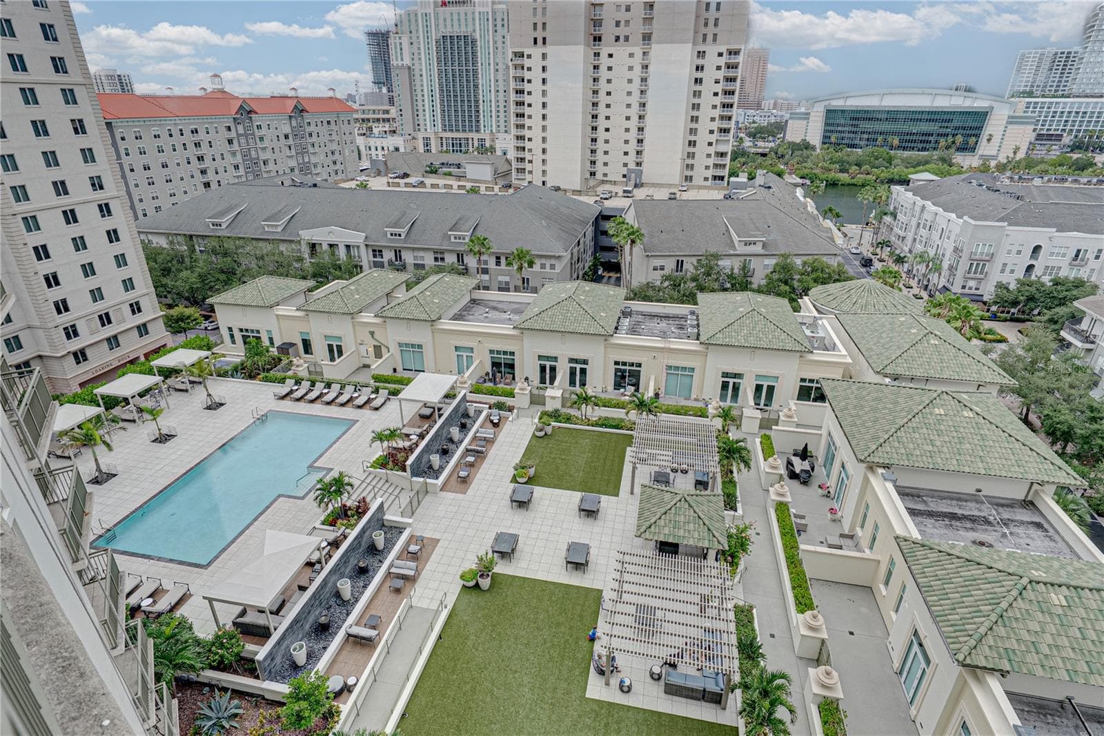 Condominium at 450 KNIGHTS RUN AVE #1103, TAMPA, photo 64 of 97