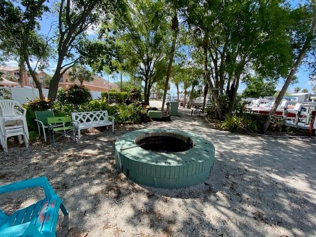 fire pit - 4851 W GANDY BLVD #B10L30, TAMPA