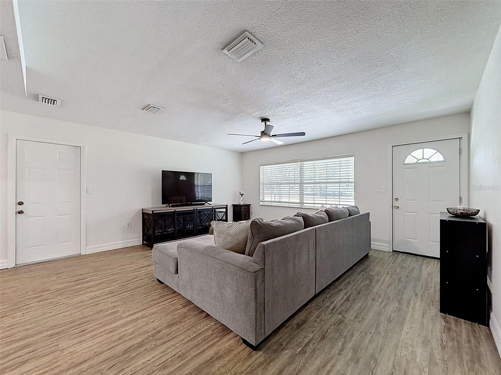 Single Family Residence at 7022 W CRESTVIEW LN, CRYSTAL RIVER, photo 6 of 34