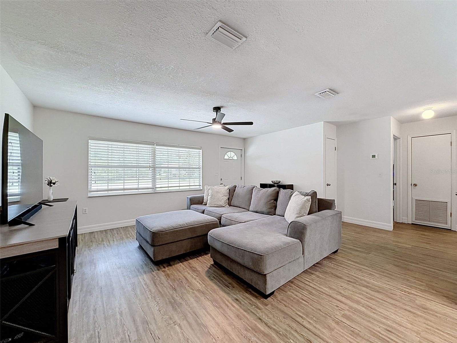 Single Family Residence at 7022 W CRESTVIEW LN, CRYSTAL RIVER, photo 9 of 34