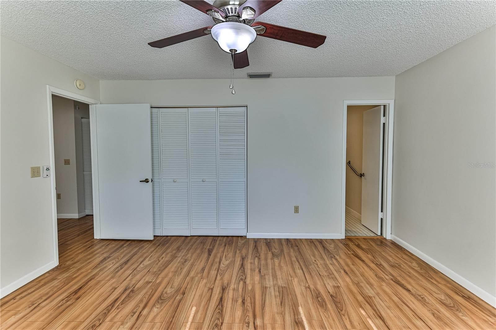 Primary Bedroom - 3333 S LIVERPOOL PT, INVERNESS