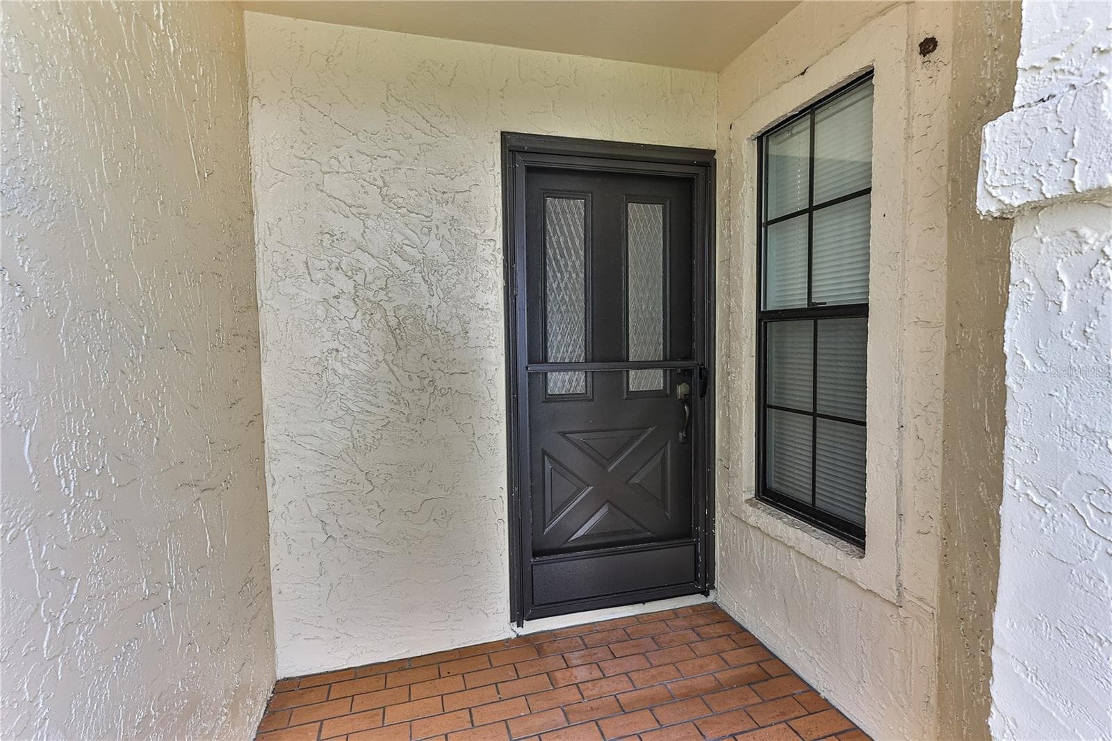 Front Entrance - 3333 S LIVERPOOL PT, INVERNESS