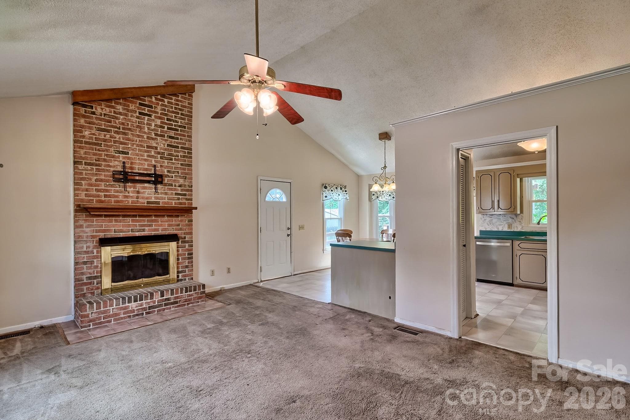 Single Family Residence at 131 Santa Barbara Court, West Columbia, photo 6 of 31