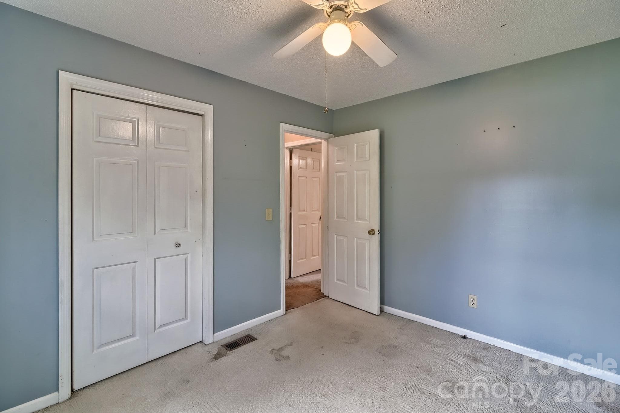 Single Family Residence at 131 Santa Barbara Court, West Columbia, photo 19 of 31