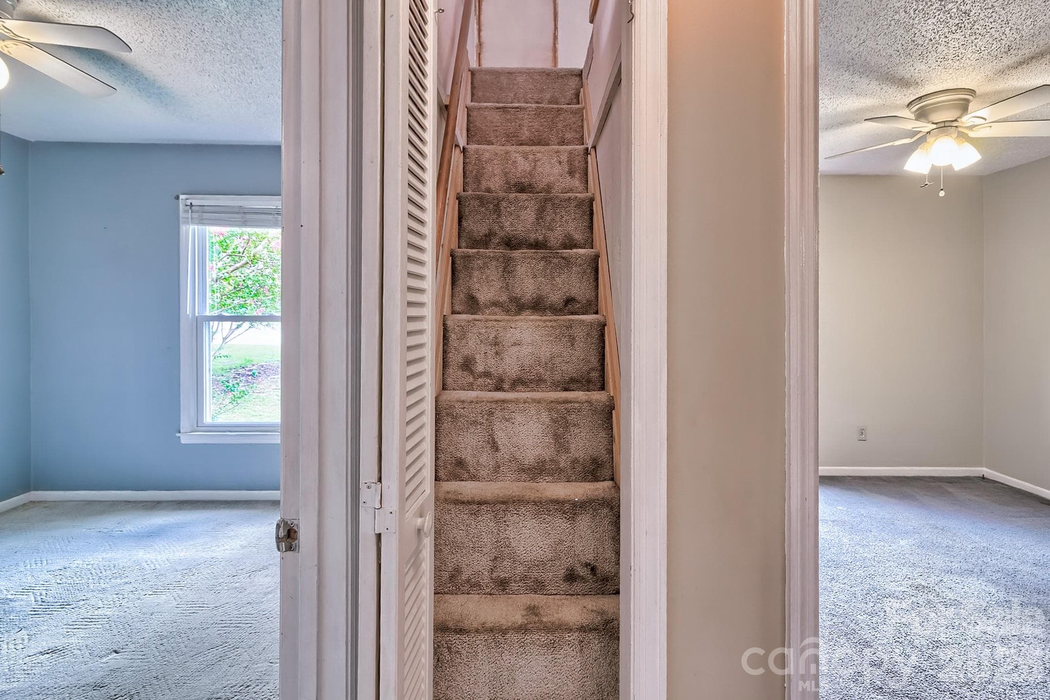 Single Family Residence at 131 Santa Barbara Court, West Columbia, photo 22 of 31
