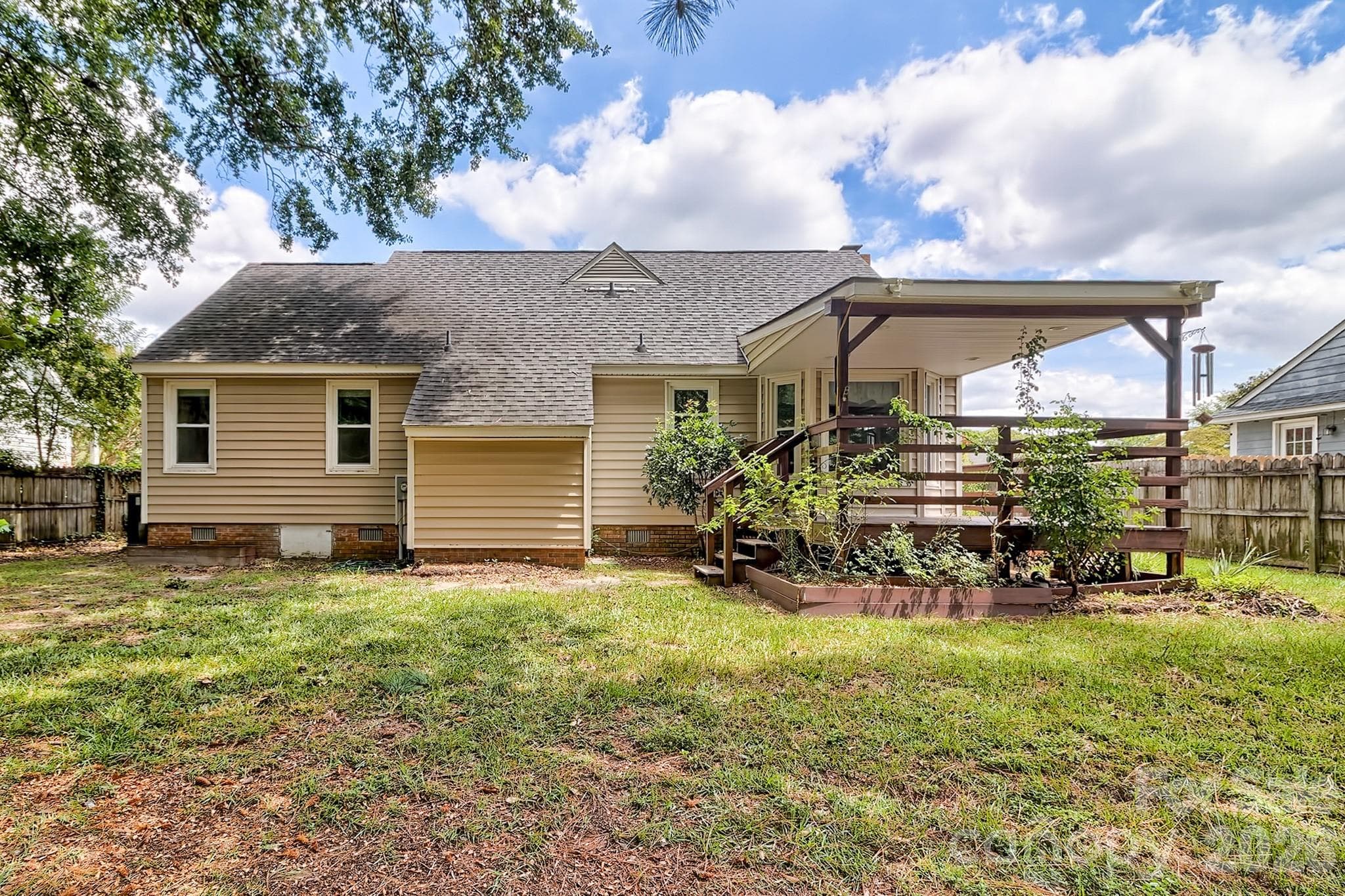 Single Family Residence at 131 Santa Barbara Court, West Columbia, photo 29 of 31