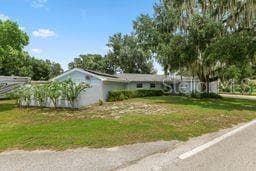 FRONT EXTERIOR - 1901 N LAKE ELOISE DR, WINTER HAVEN