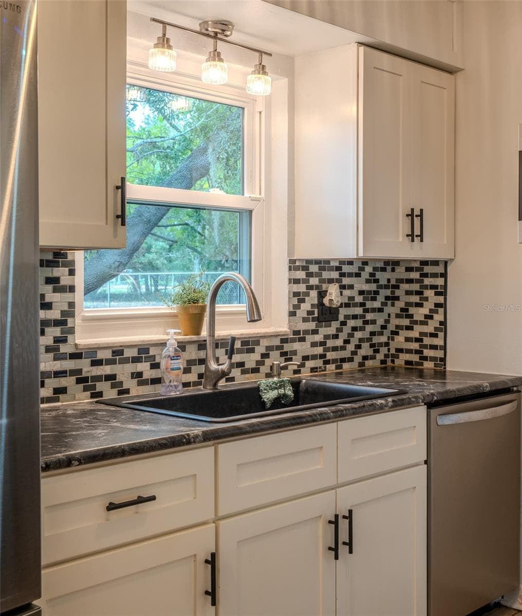 Kitchen - 1049 BIRCH BLVD, TAVARES