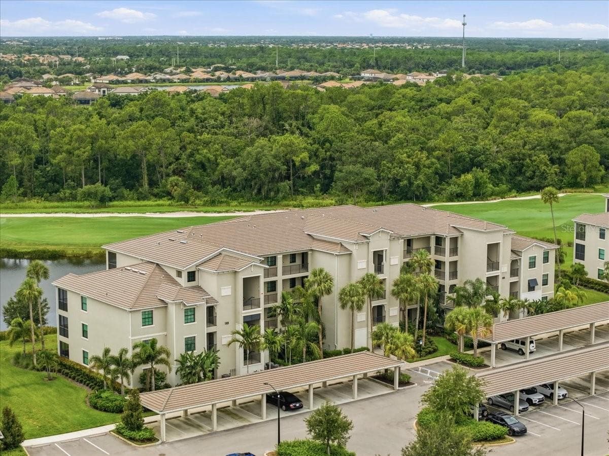 Condominium at 17520 GAWTHROP DR #305, LAKEWOOD RANCH, photo 36 of 78