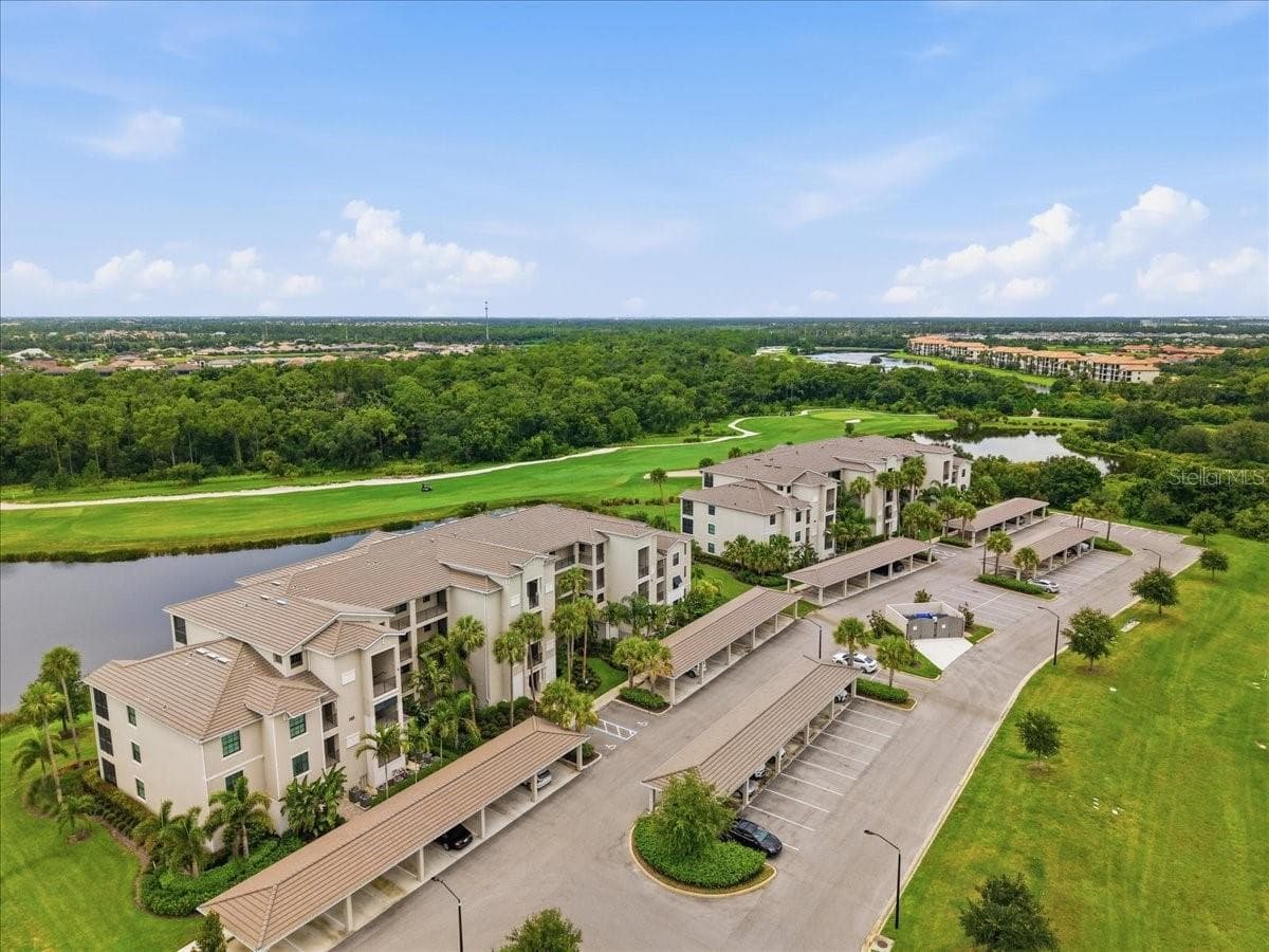 Condominium at 17520 GAWTHROP DR #305, LAKEWOOD RANCH, photo 37 of 78