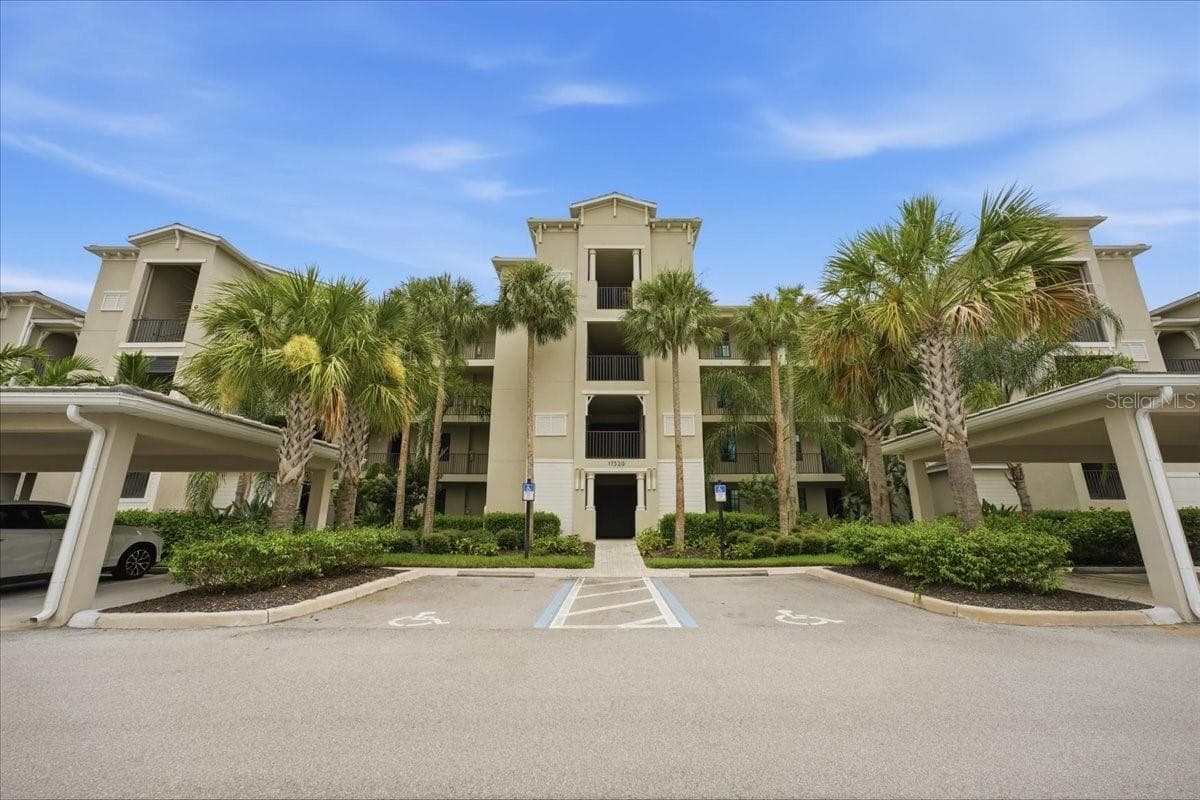 Condominium at 17520 GAWTHROP DR #305, LAKEWOOD RANCH, photo 35 of 78