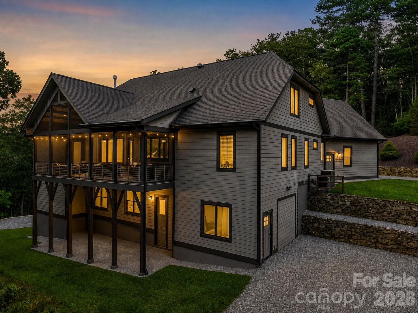 Single Family Residence at 8 Lakeview Drive, Fairview, photo 9 of 48