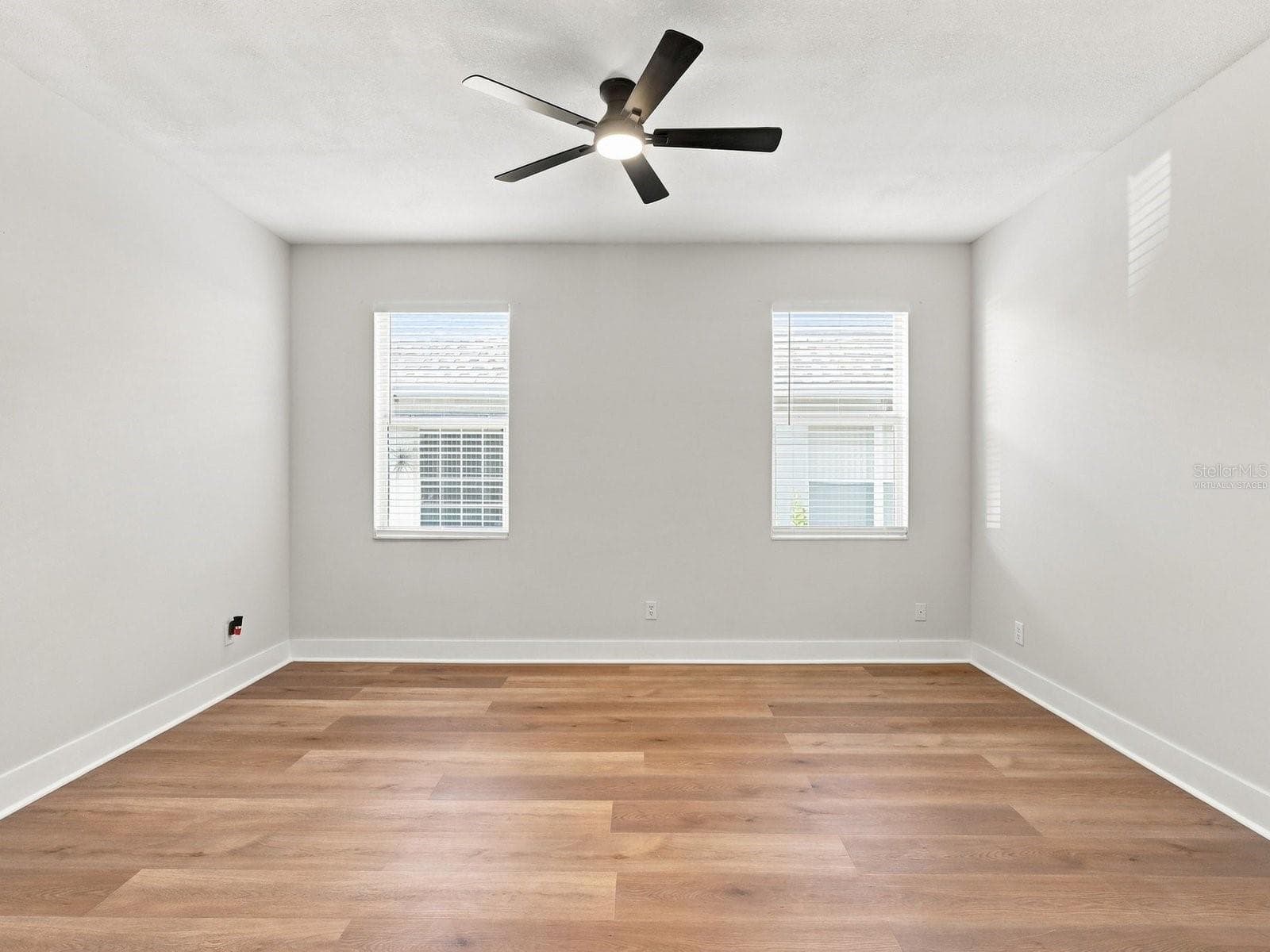 (Select photos have been virtually staged) - 2104 MALLARD CREEK CIR, KISSIMMEE