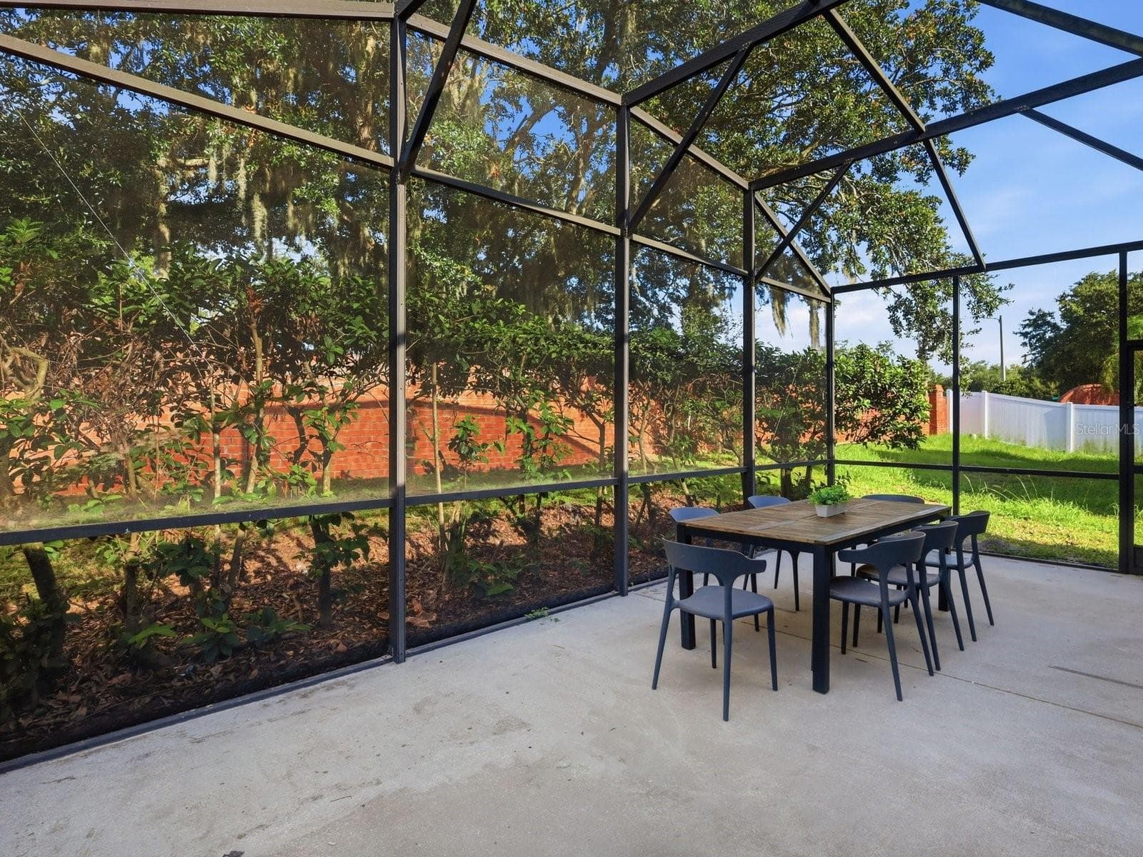 Single Family Residence at 2104 MALLARD CREEK CIR, KISSIMMEE, photo 23 of 29