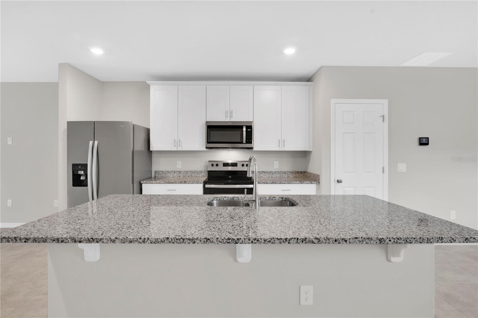 Single Family Residence at 17403 MILLION LAKES CT, CLERMONT, photo 5 of 43