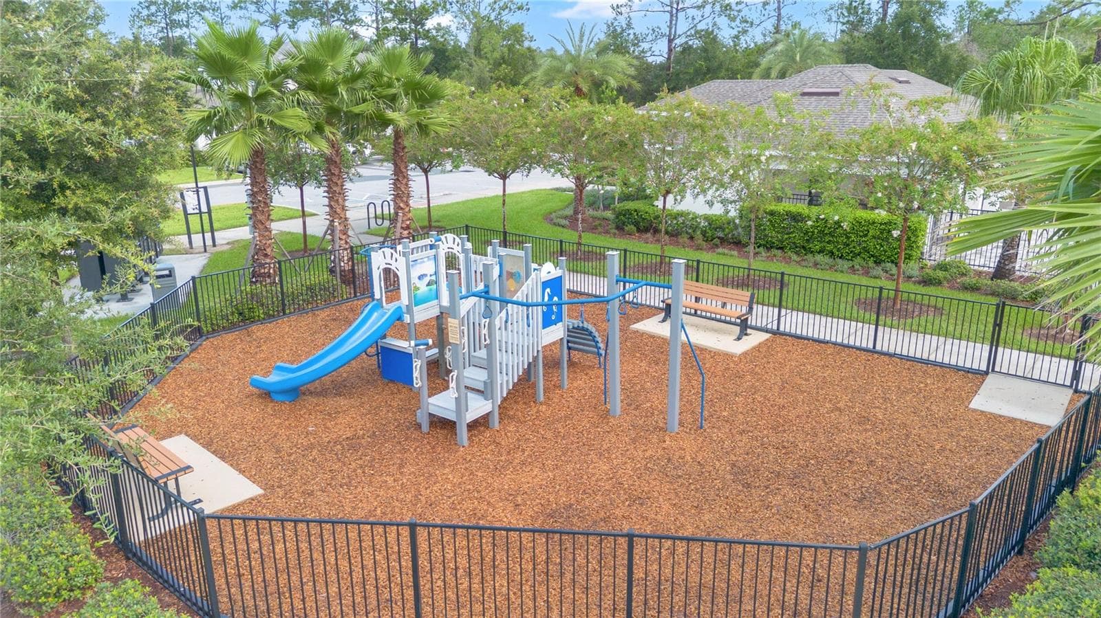 Single Family Residence at 17403 MILLION LAKES CT, CLERMONT, photo 41 of 43