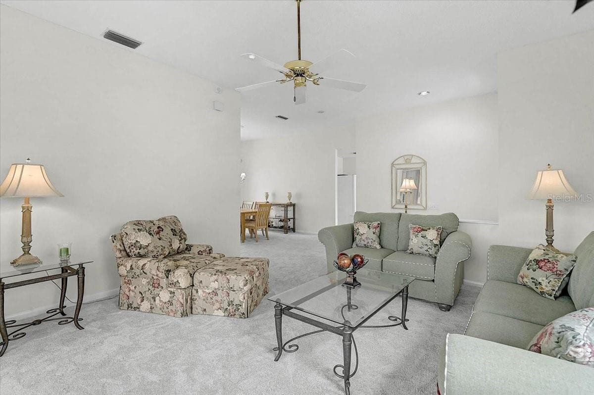 Single Family Residence at 4717 PERIDIA BLVD E, BRADENTON, photo 7 of 36