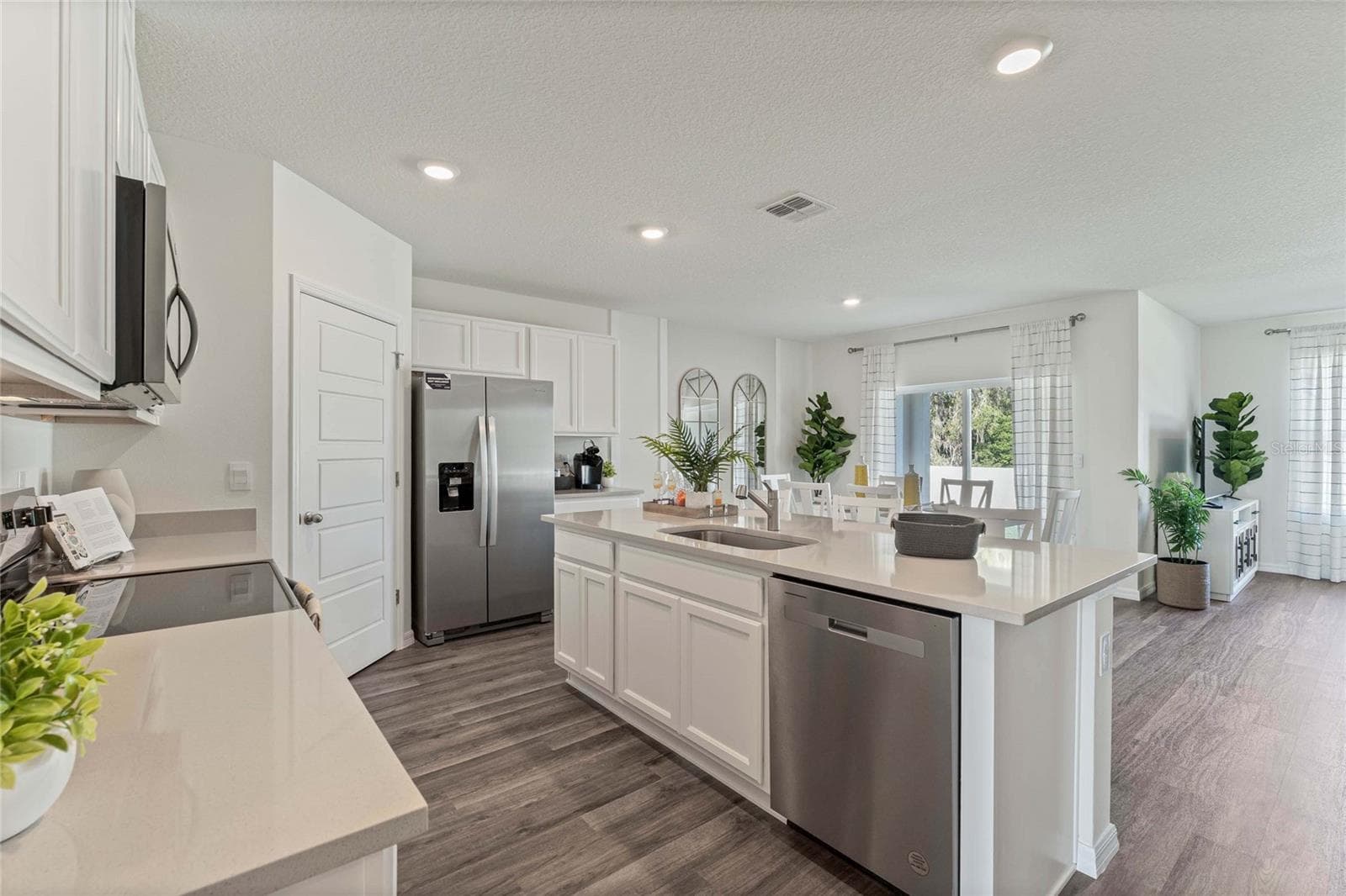 Single Family Residence at 2759 ADELINE AVE, WINTER HAVEN, photo 5 of 38