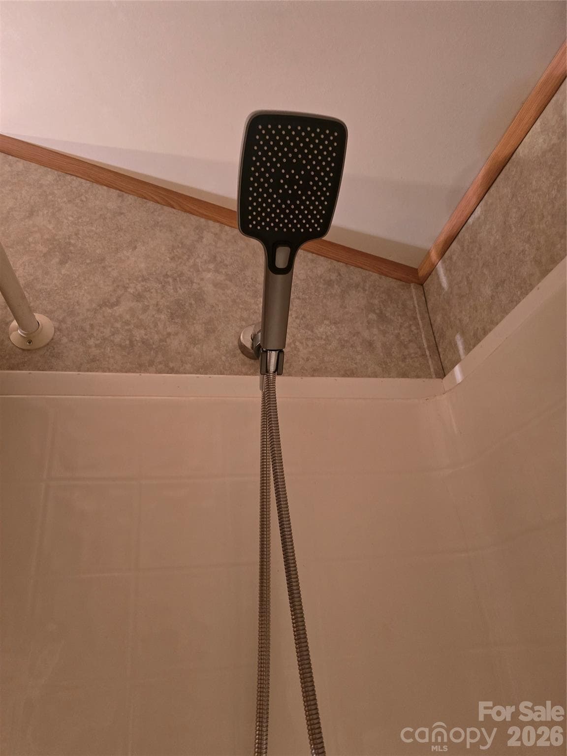 Rain shower head - 110 Twin Bluff Trail, Mount Gilead