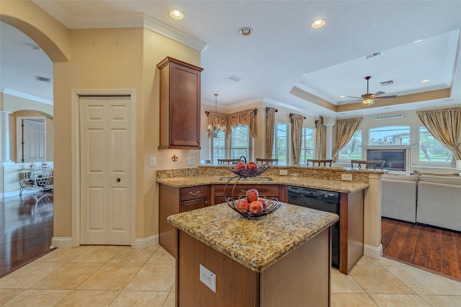 Single Family Residence at 8016 CYPRESS CROSSING CT, TAMPA, photo 21 of 69