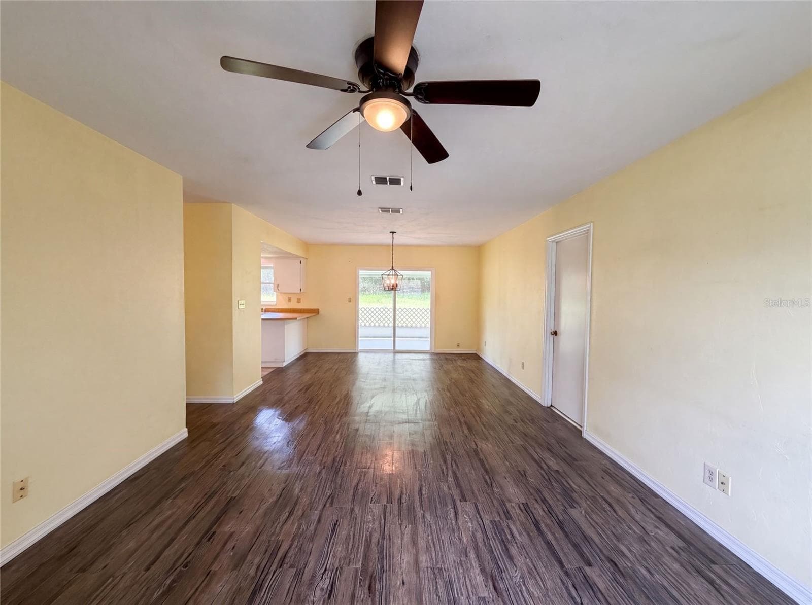 Single Family Residence at 3664 SW IVY PL, DUNNELLON, photo 12 of 23