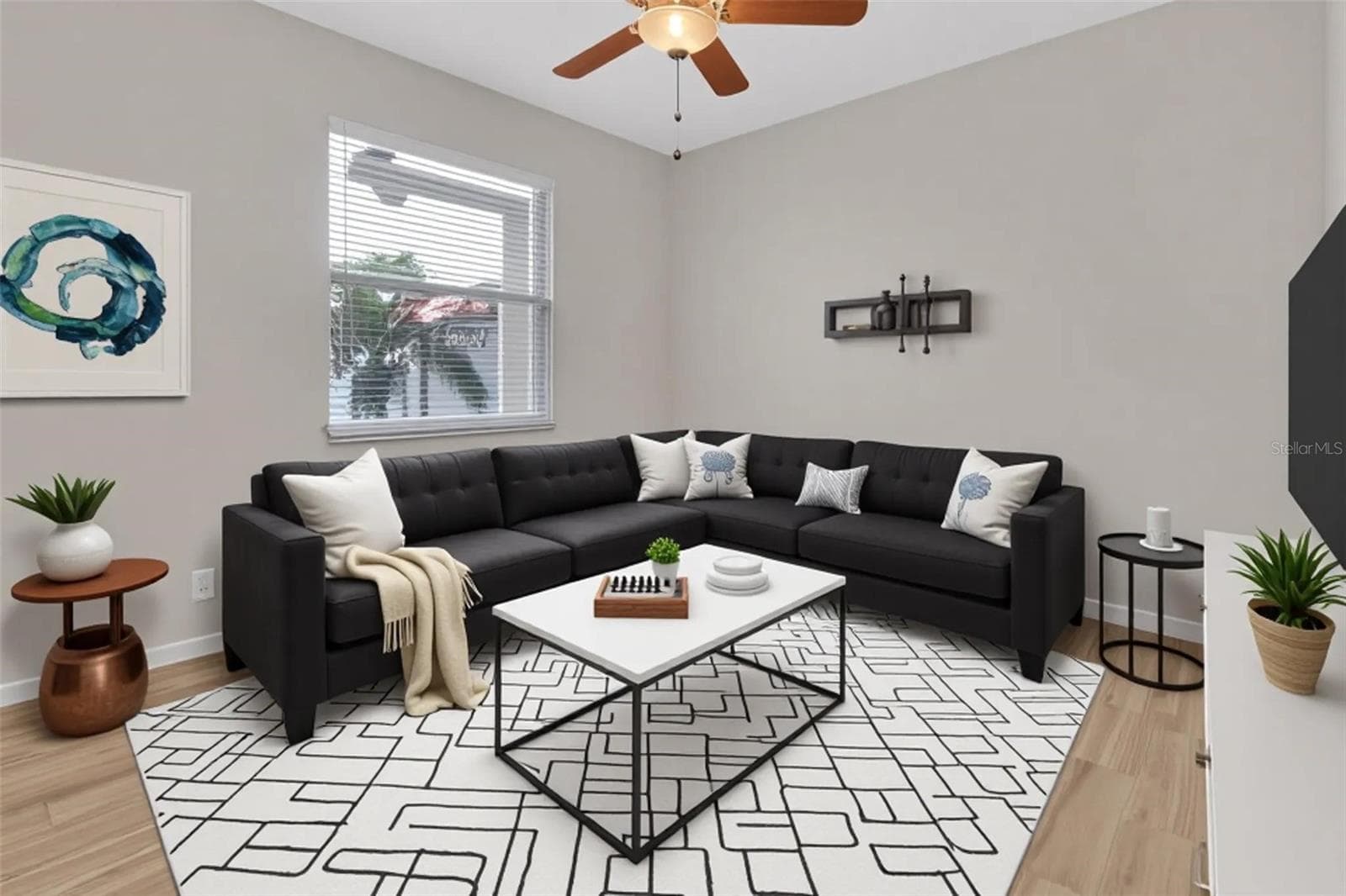 Family Room - 204 WOODHOUSE LN, DELAND