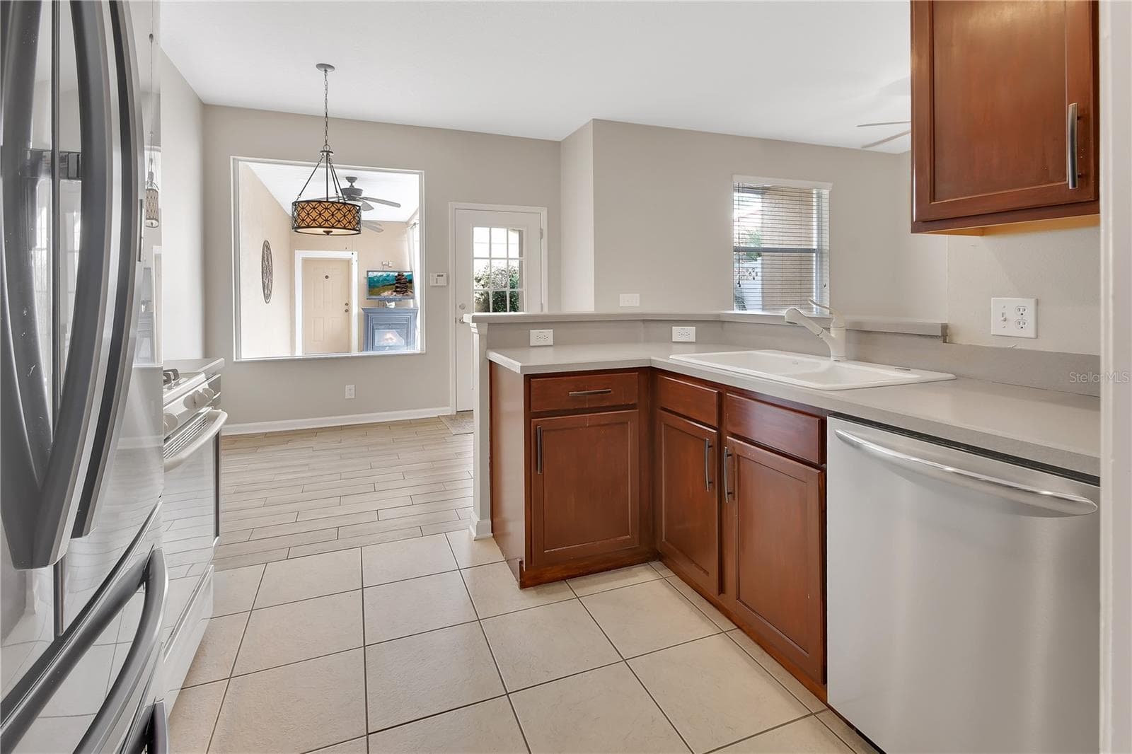 Kitchen - 204 WOODHOUSE LN, DELAND