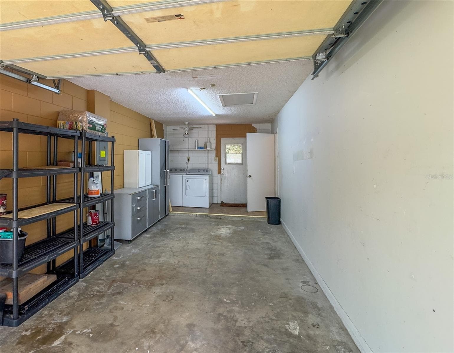 Garage - 1049 BIRCH BLVD, TAVARES