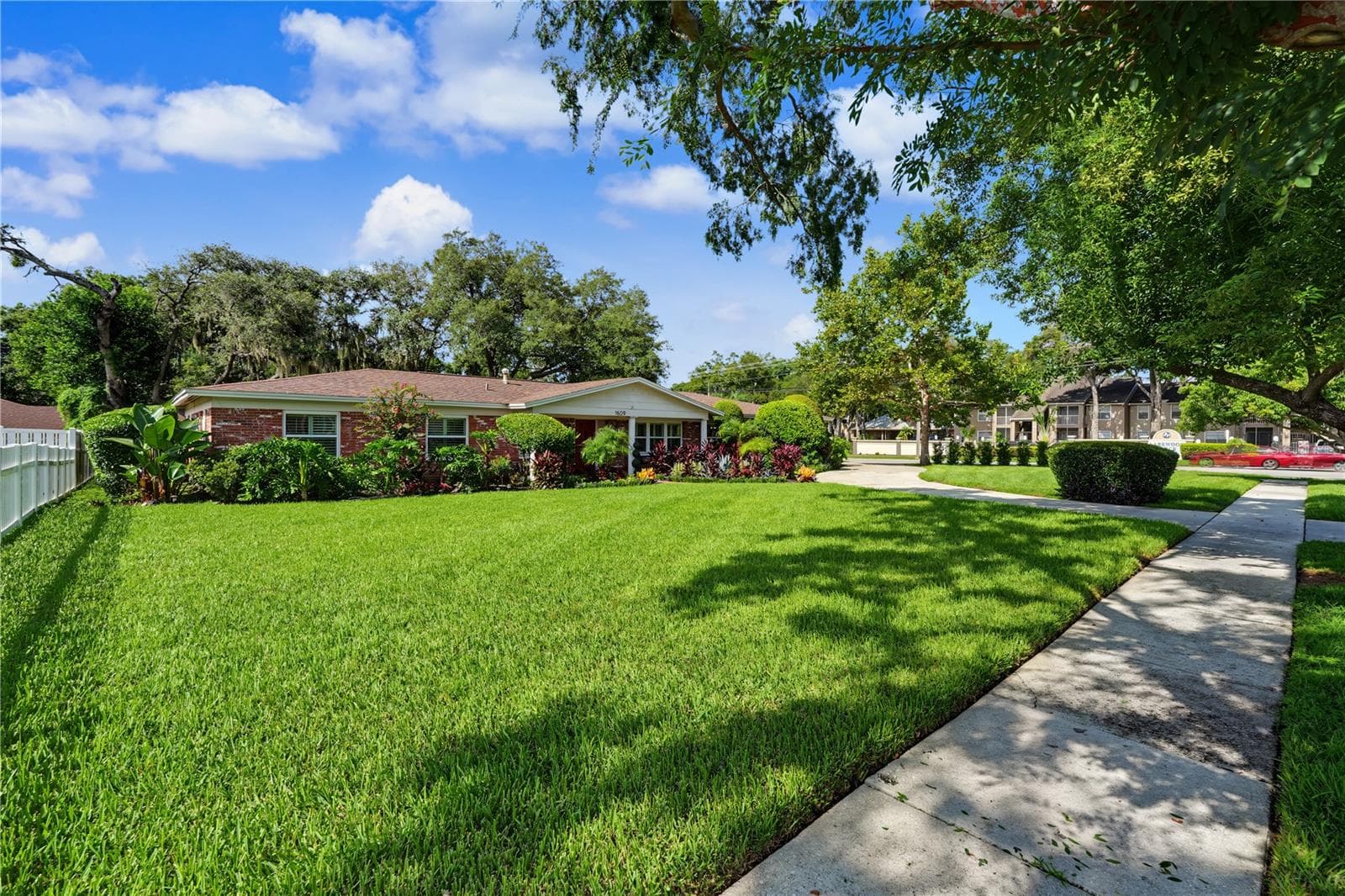 Single Family Residence at 1609 MELODIE DR, BRANDON, photo 45 of 46