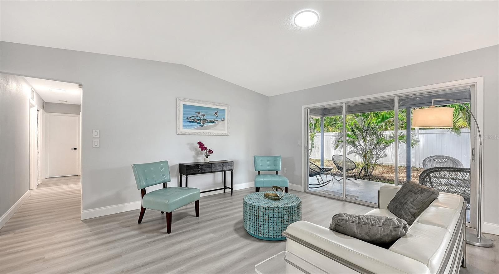 Spacious Living Space with Triple Slider - 4054 PALAU DR, SARASOTA