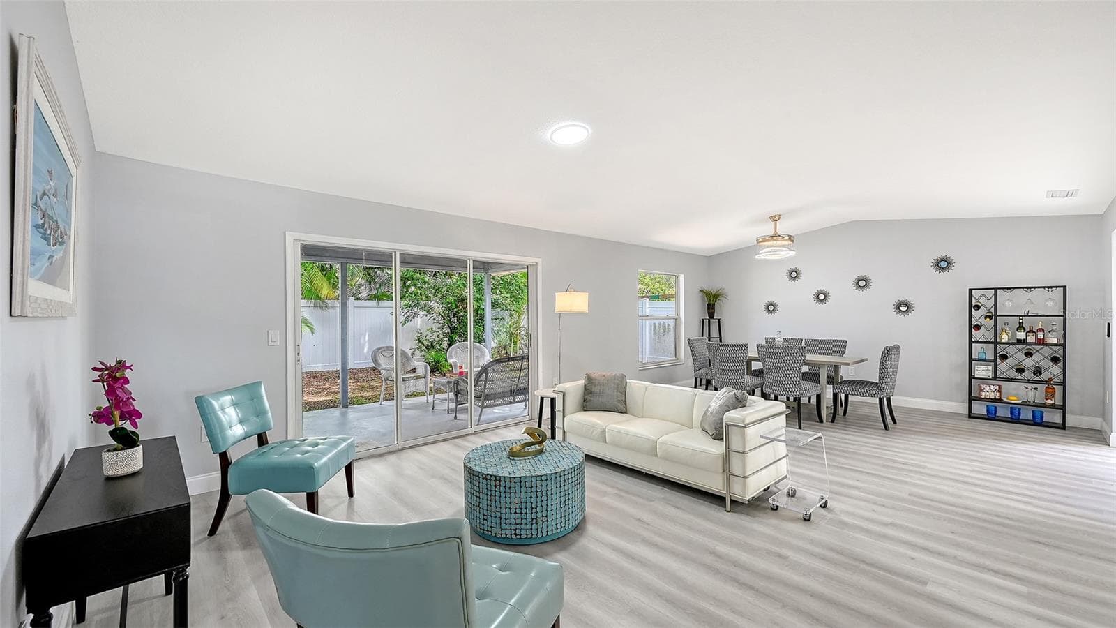 Spacious Living and Dining Spaces with Vaulted Ceiling - 4054 PALAU DR, SARASOTA