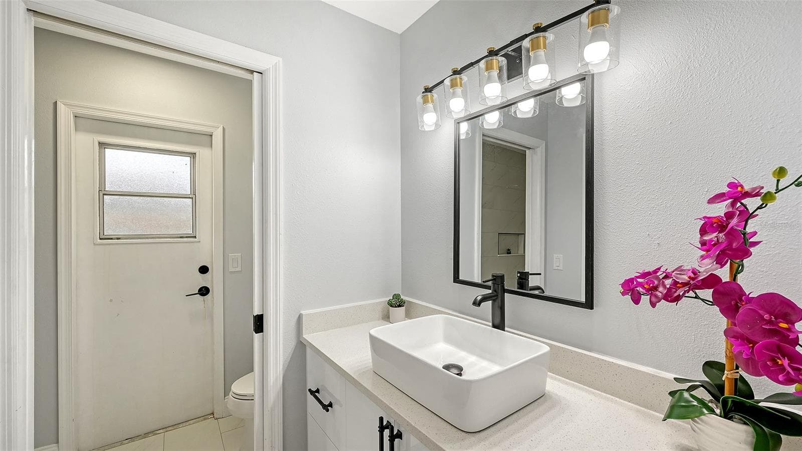 Primary Bathroom - 4054 PALAU DR, SARASOTA