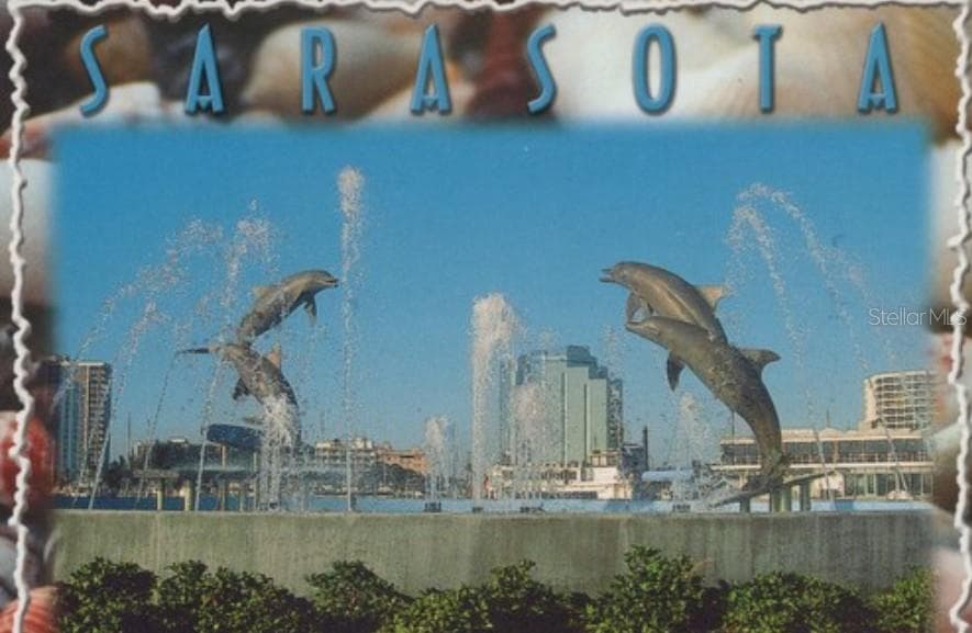 Sarasota IS a Postcard!! - 4054 PALAU DR, SARASOTA