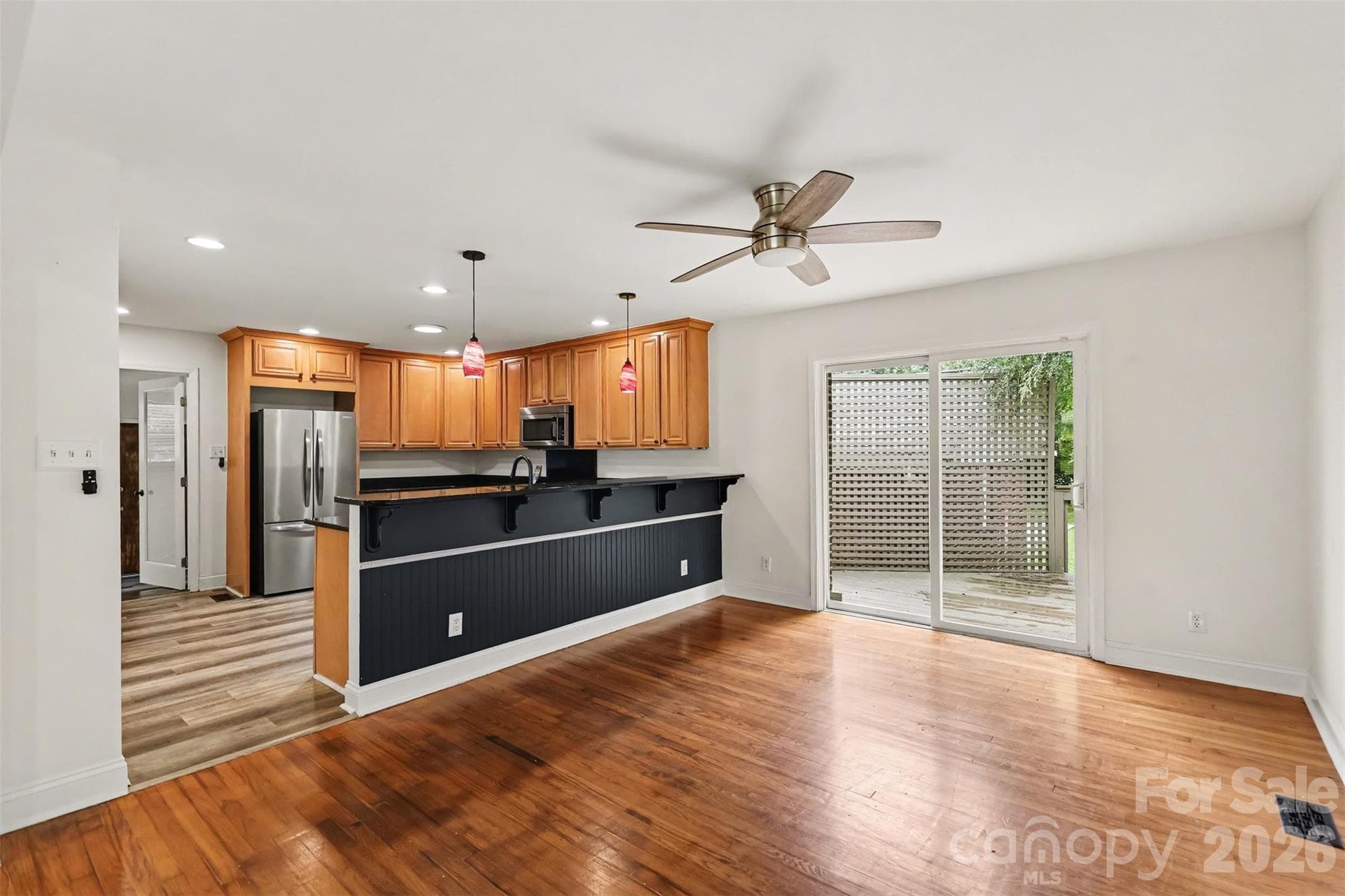 Single Family Residence at 1819 Lumpkin Circle, Rock Hill, photo 14 of 48