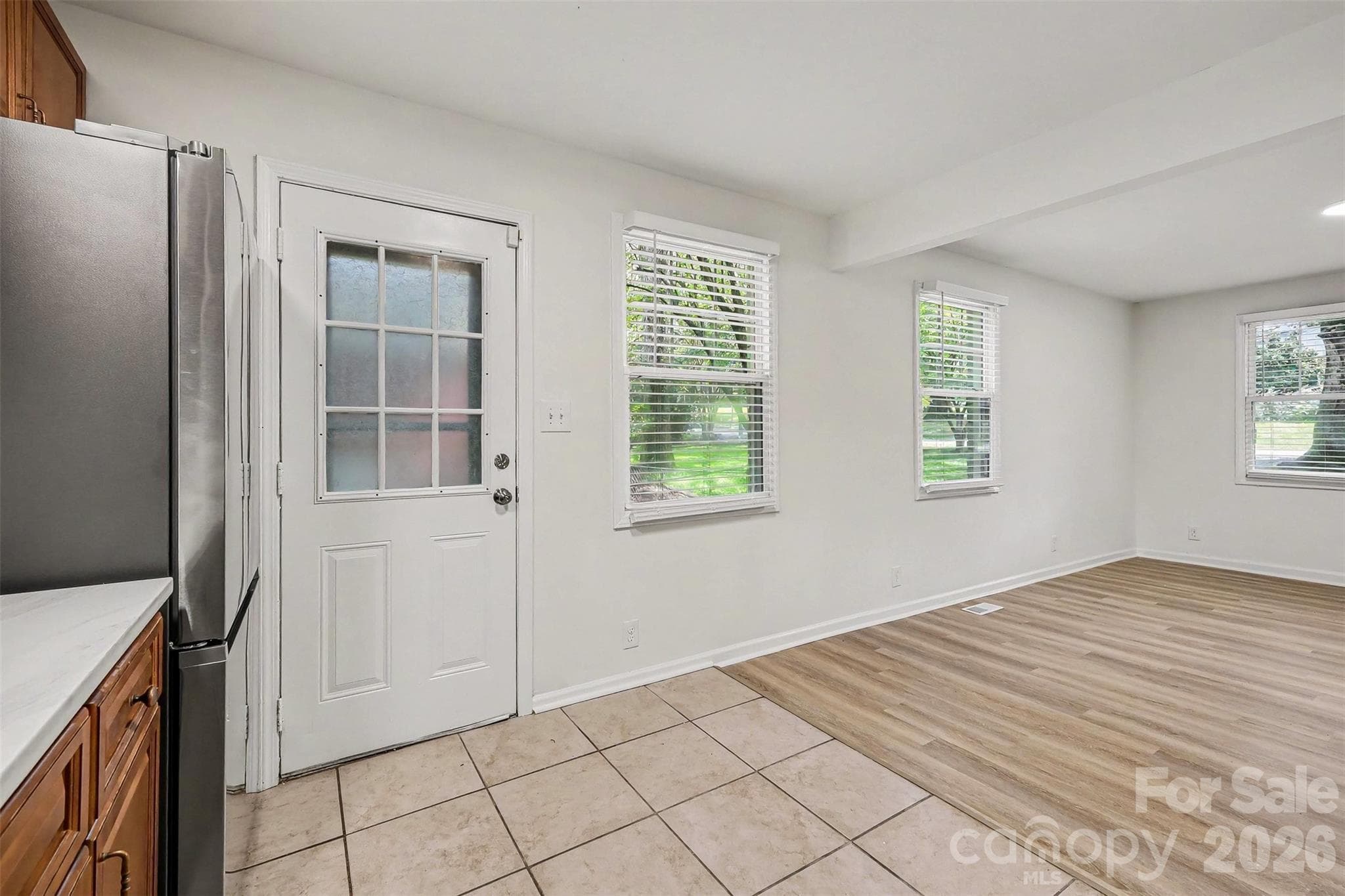 Single Family Residence at 2019 Dalehurst Drive, Charlotte, photo 14 of 40